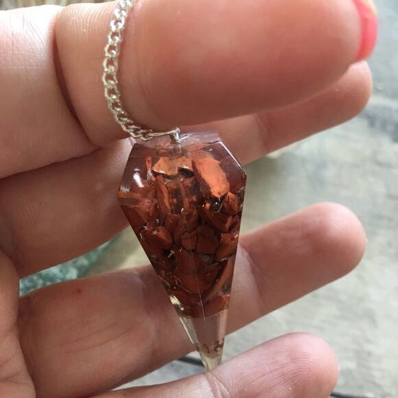 Orgone Carnelian gemstone pendulum - Picture 3 of 4